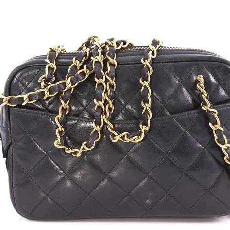 very vintage chanel bag with ziper bueno|Vintage Chanel handbags.